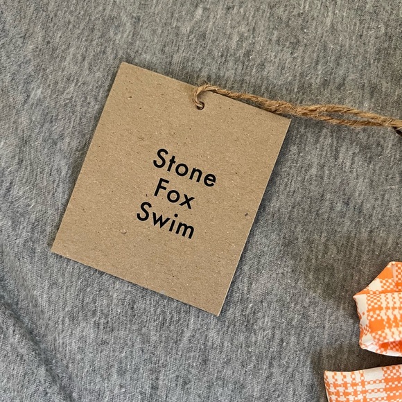 Stone Fox swimsuit top - Picture 2 of 3